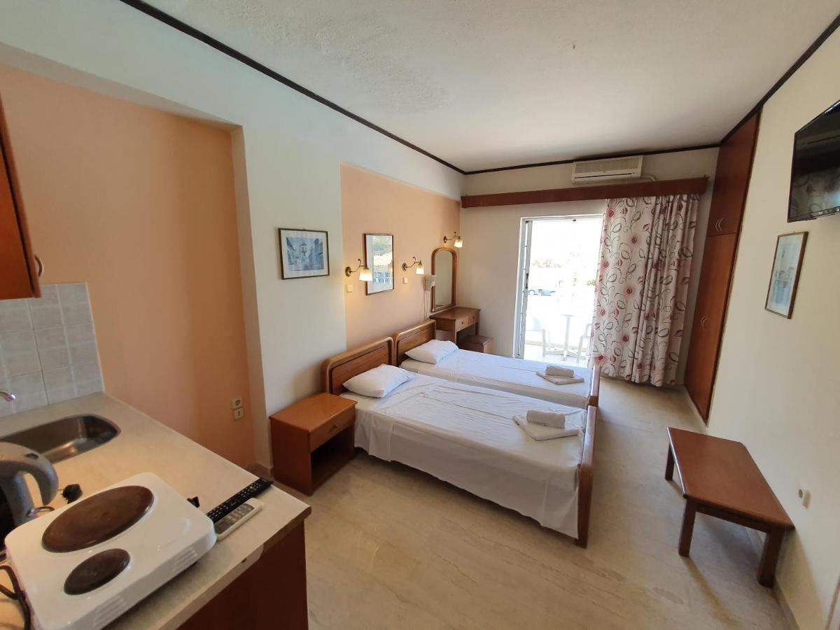 Vivian Hotel Laganas Zewnętrze zdjęcie